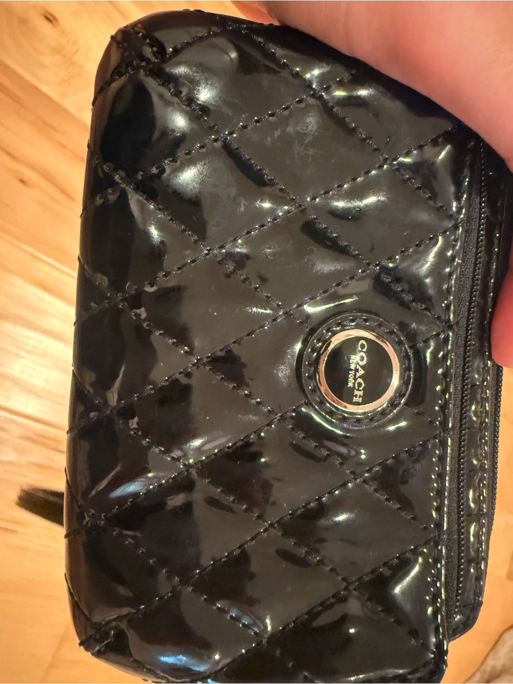 Coach Black Quilted Patent leather wristlet - Picture 4 of 6